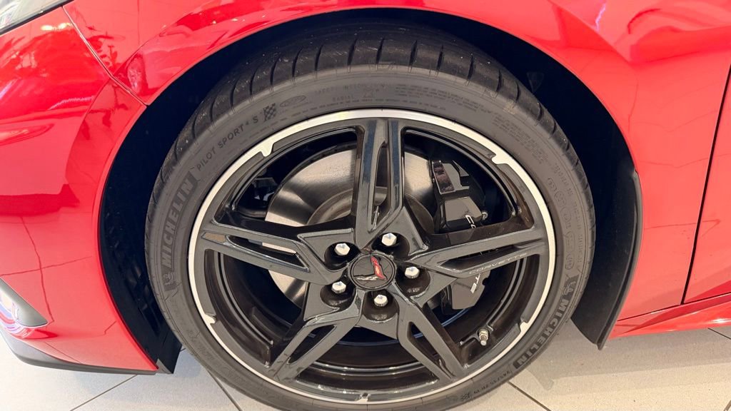 Used 2021 Chevrolet Corvette Stingray Premium Conv w/ Z51 Performance Package image 24