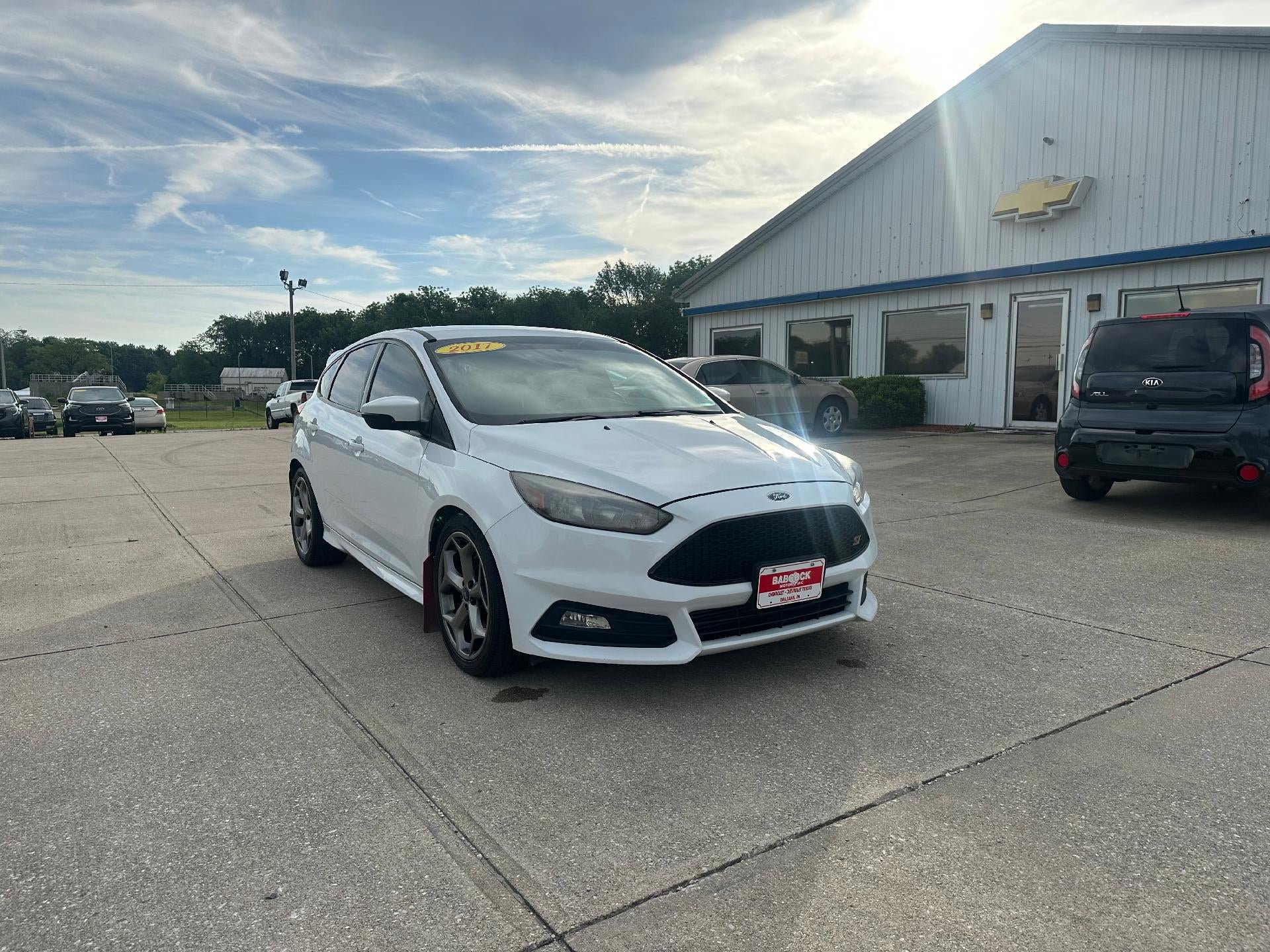 Used 2017 Ford Focus ST FWD image 1