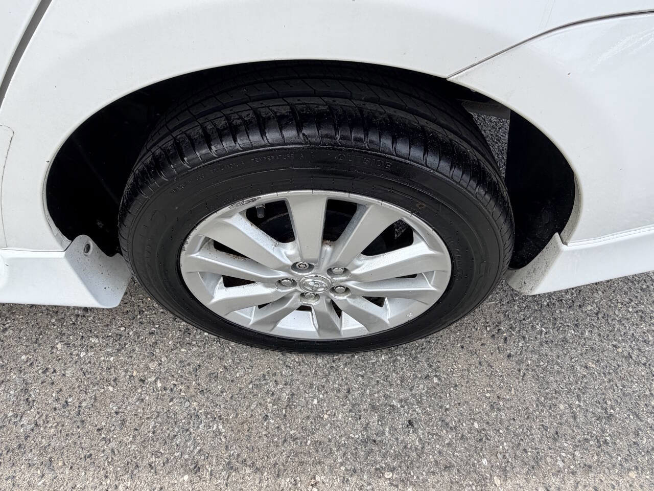 Used 2009 Toyota Corolla S image 34