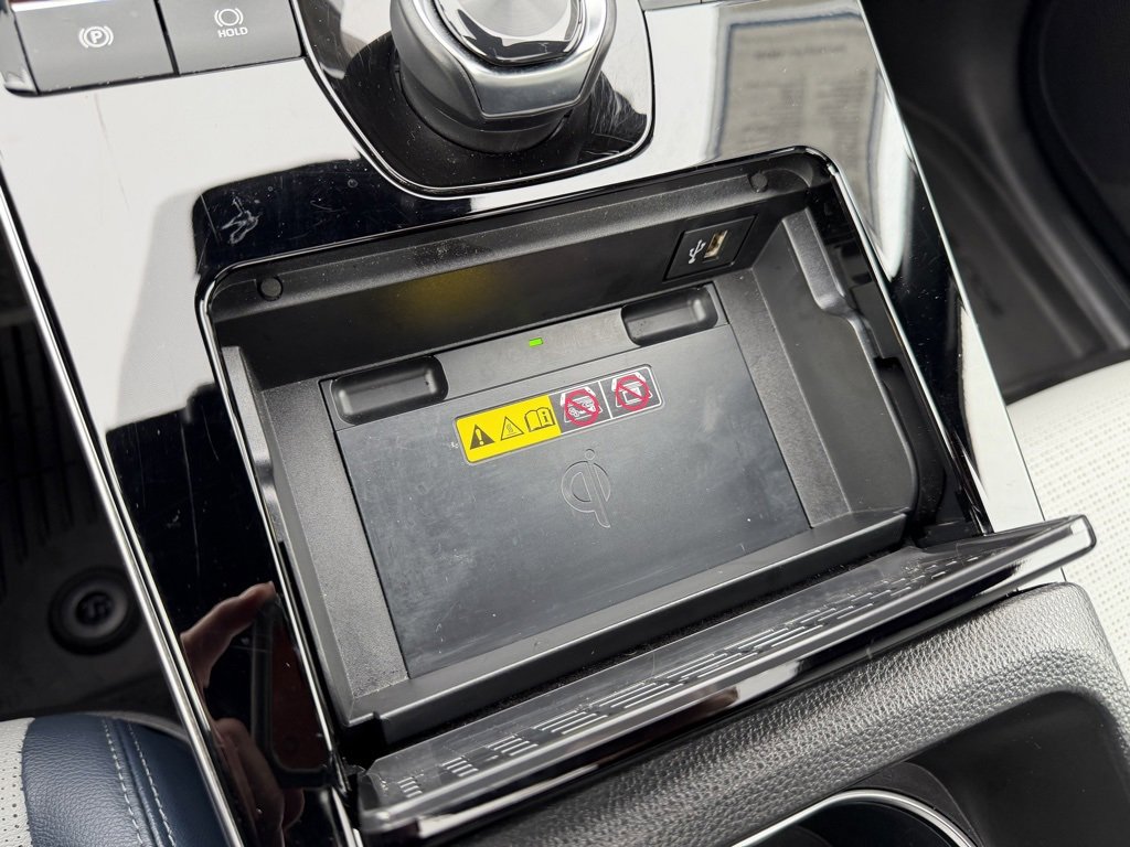Used 2023 Subaru Solterra AWD image 26