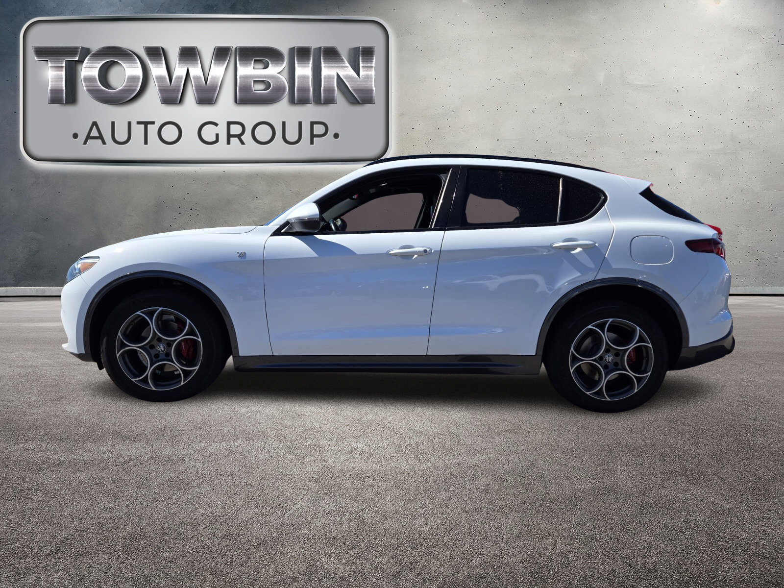 Used 2022 Alfa Romeo Stelvio Ti image 7