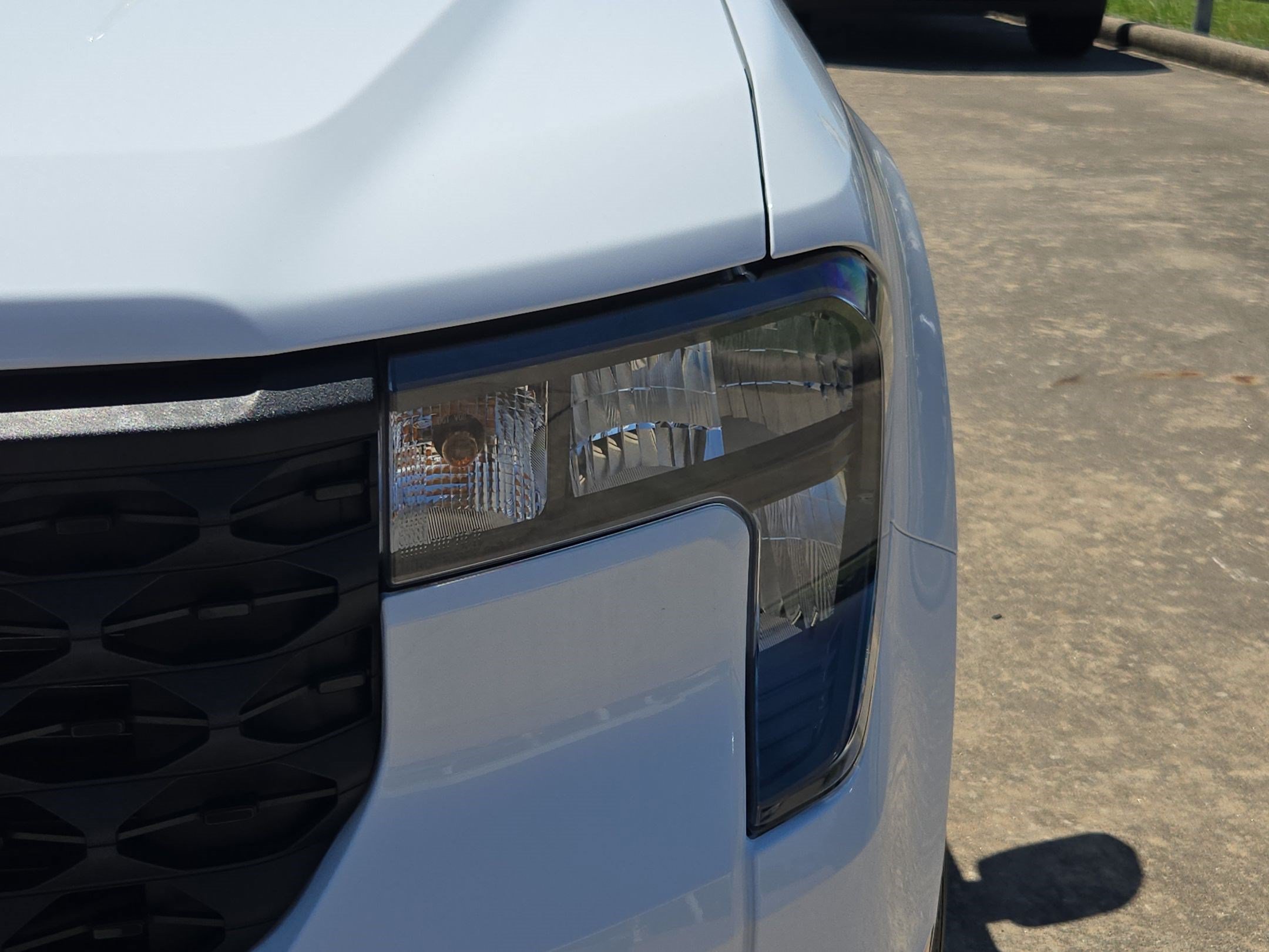 Used 2025 Ford Maverick XL FWD image 11