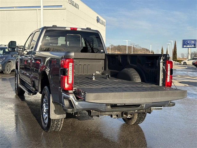 Used 2023 Ford F350 Lariat w/ Chrome Package image 7