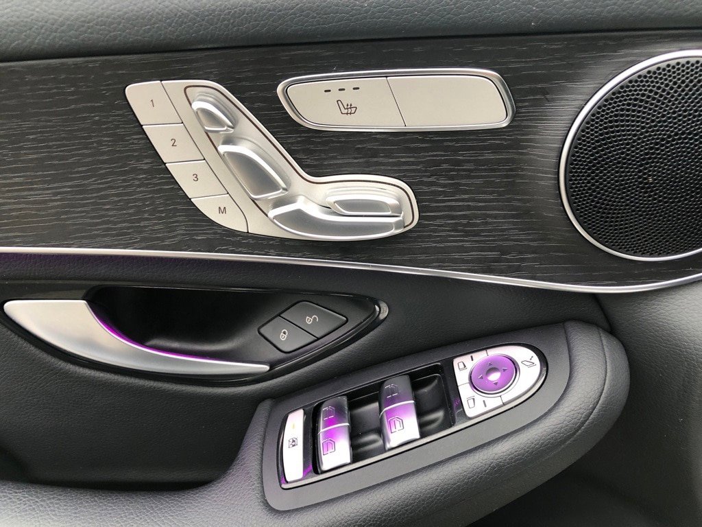 Used 2022 Mercedes-Benz GLC 300 4MATIC w/ Driver Assistance Package image 12