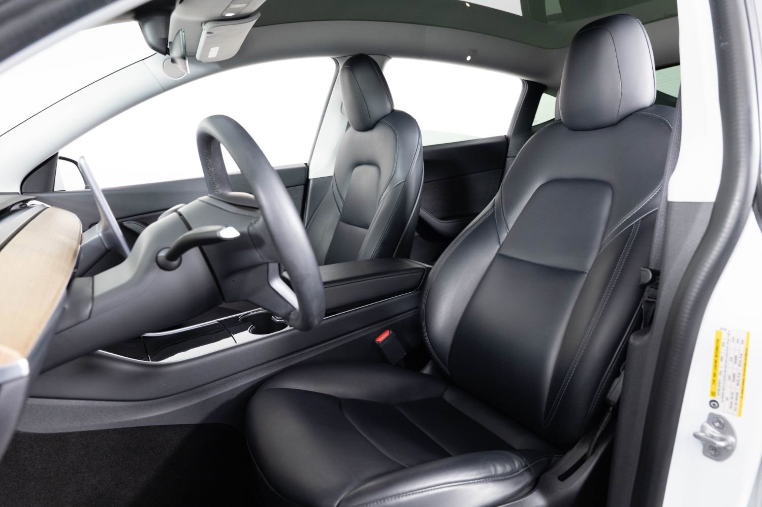 Used 2021 Tesla Model Y Long Range image 16
