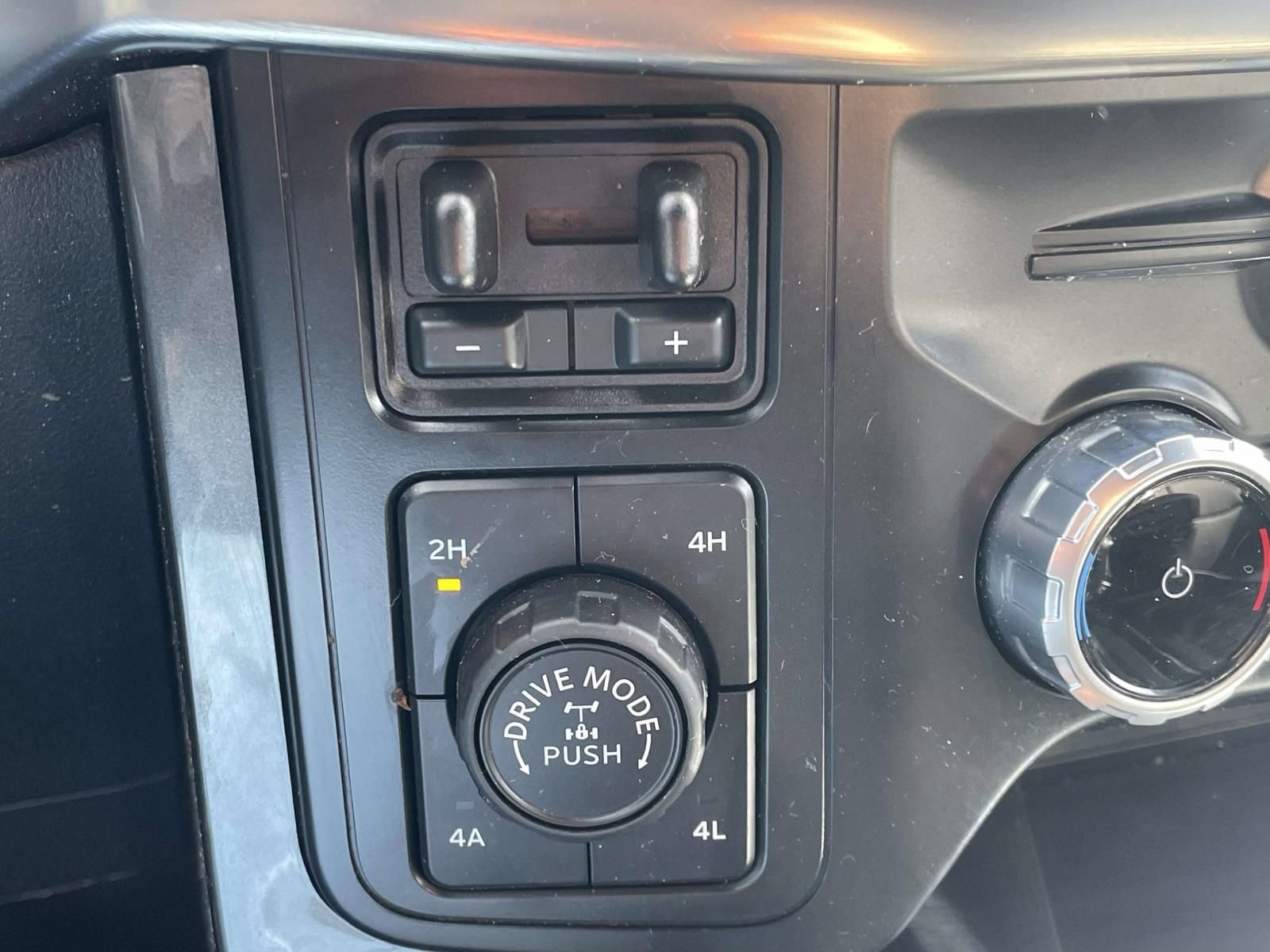 Certified 2023 Ford F150 Lariat image 22