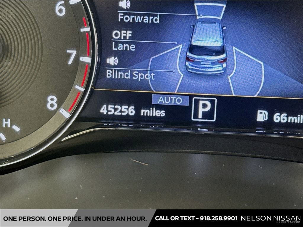 Used 2023 INFINITI QX80 Luxe w/ Cargo Package image 12