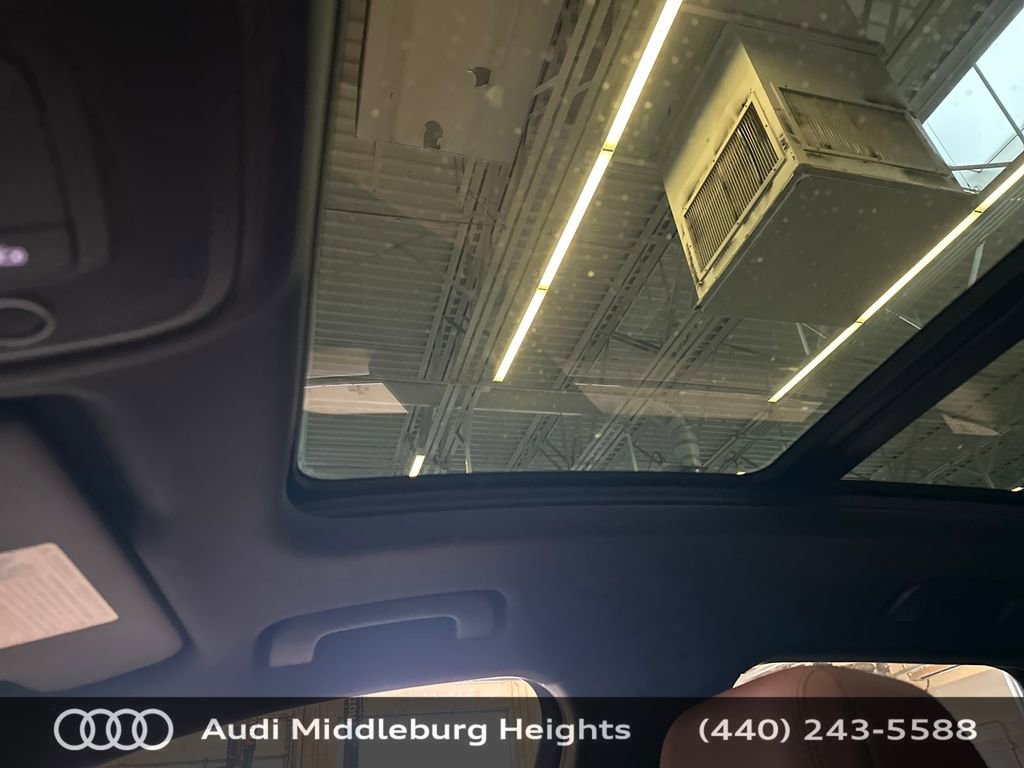 Used 2025 Audi Q3 2.0T Premium w/ Convenience Plus Package image 24