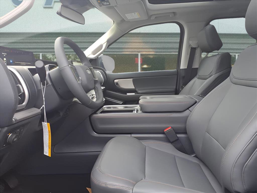 New 2025 Ford Expedition Max Active image 9