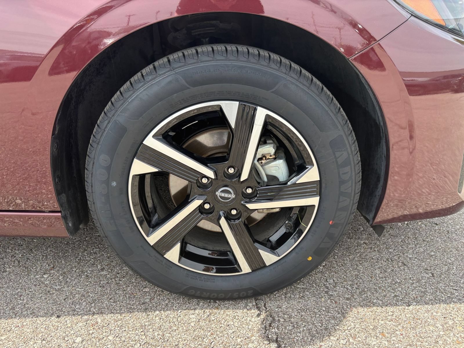 Used 2025 Nissan Sentra SV FWD image 29