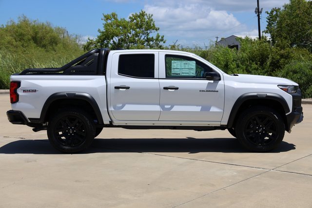 New 2025 Chevrolet Colorado Trail Boss w/ Midnight Edition image 4