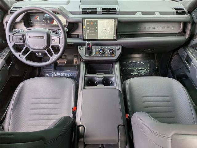 Certified 2025 Land Rover Defender 110 image 19