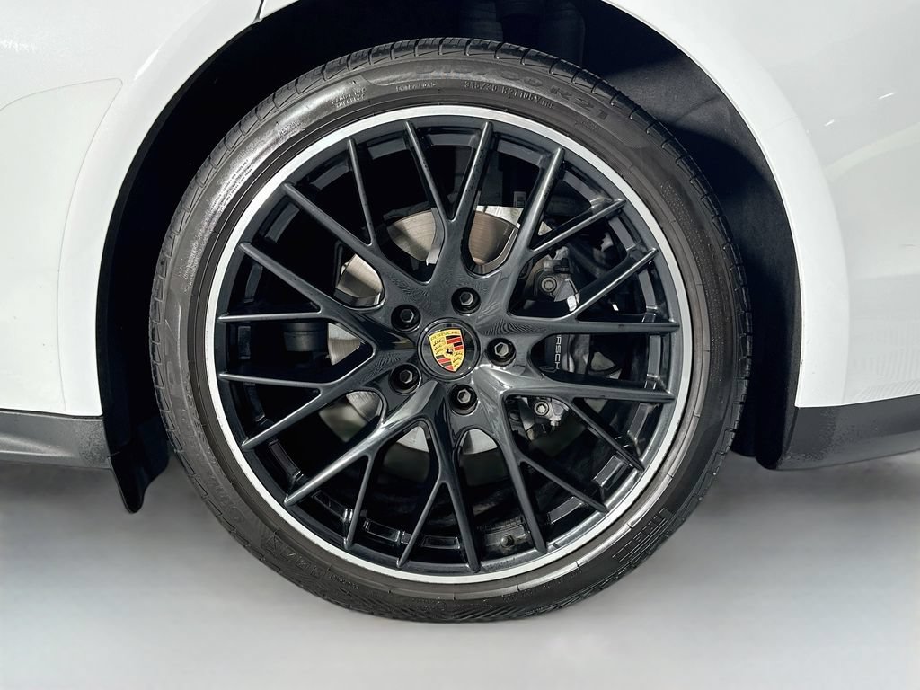 Certified 2023 Porsche Panamera Platinum Edition RWD image 33