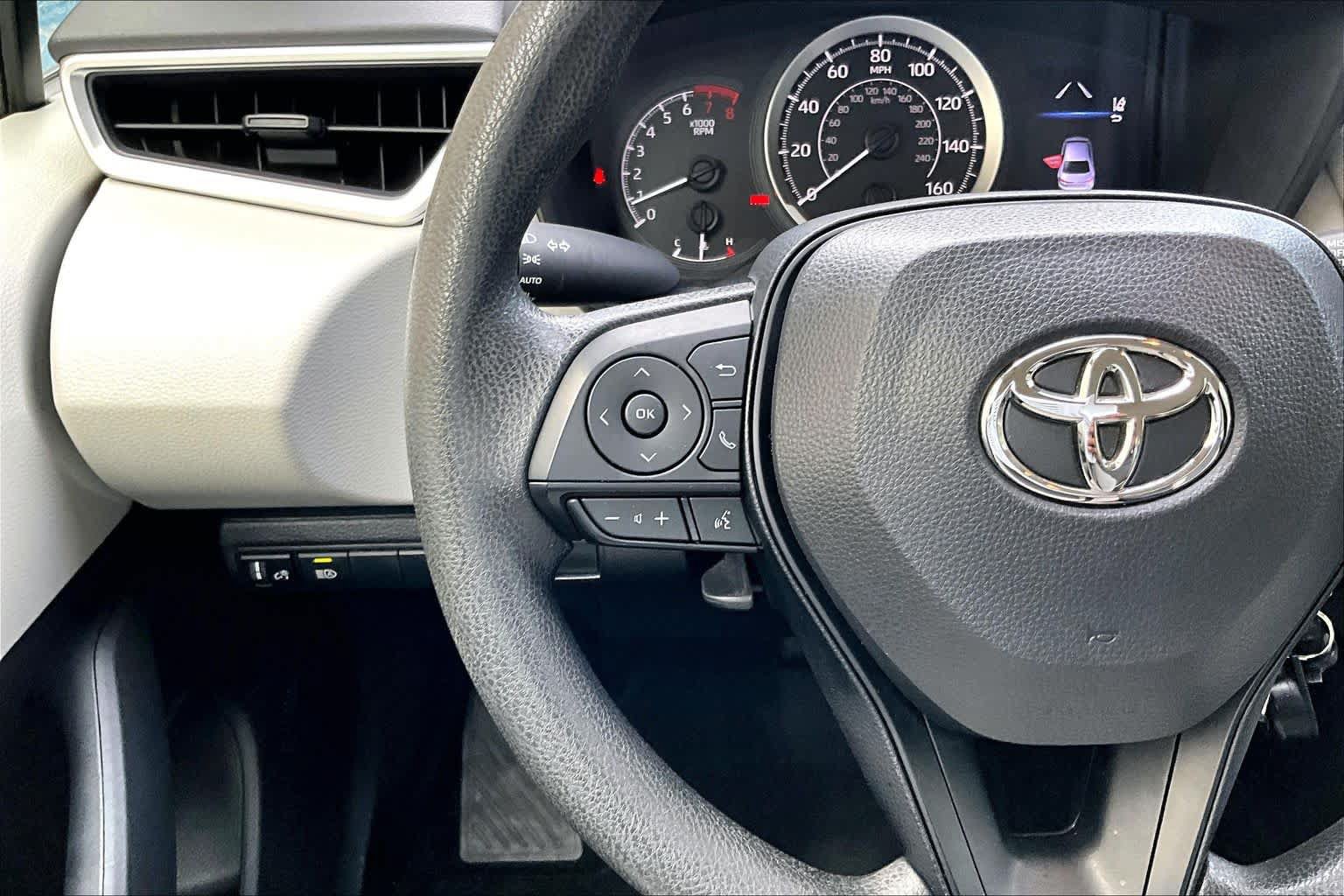 Certified 2022 Toyota Corolla LE w/ Carpet Mat Package (TMS) FWD image 24