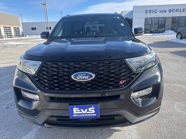 Used 2023 Ford Explorer ST w/ Equipment Group 401A image 8