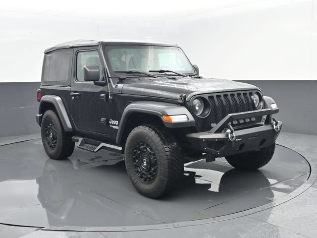 Used 2021 Jeep Wrangler Sport AWD/4WD image 3