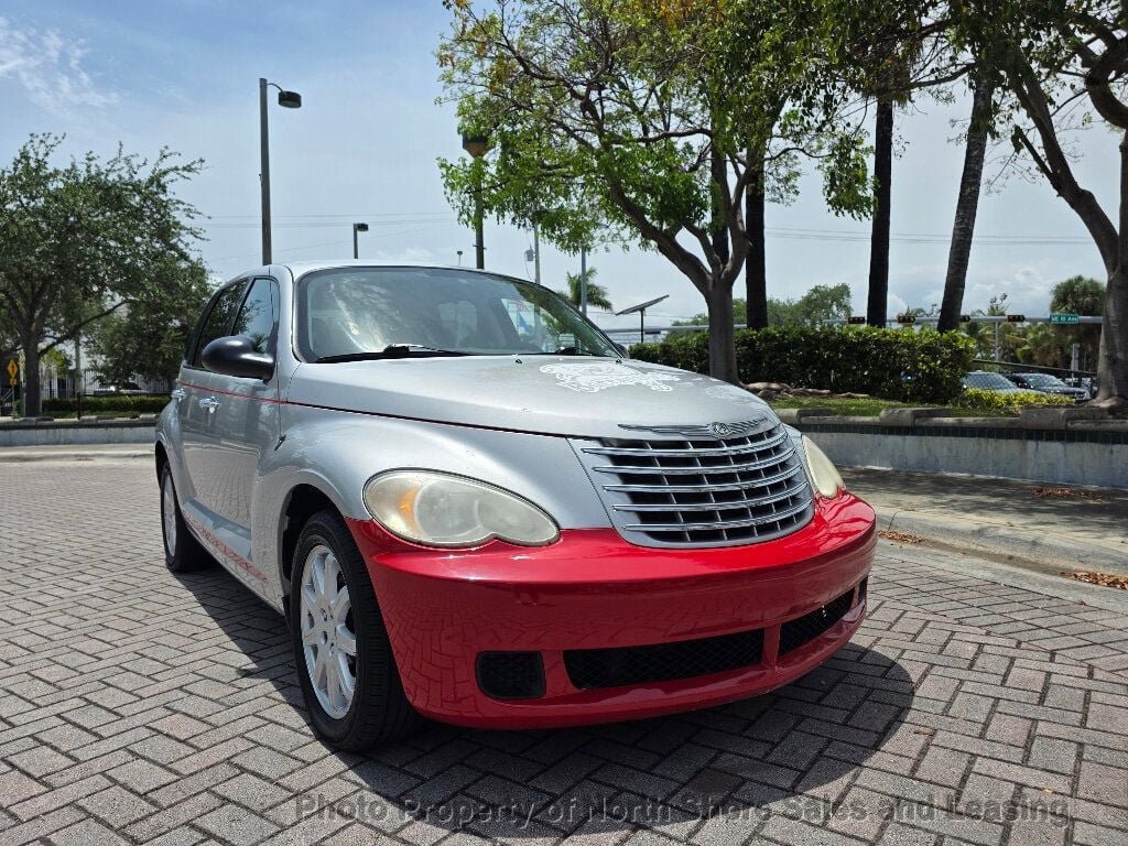 Used 2007 Chrysler PT Cruiser Touring w/ Fleet Value Group I FWD image 2