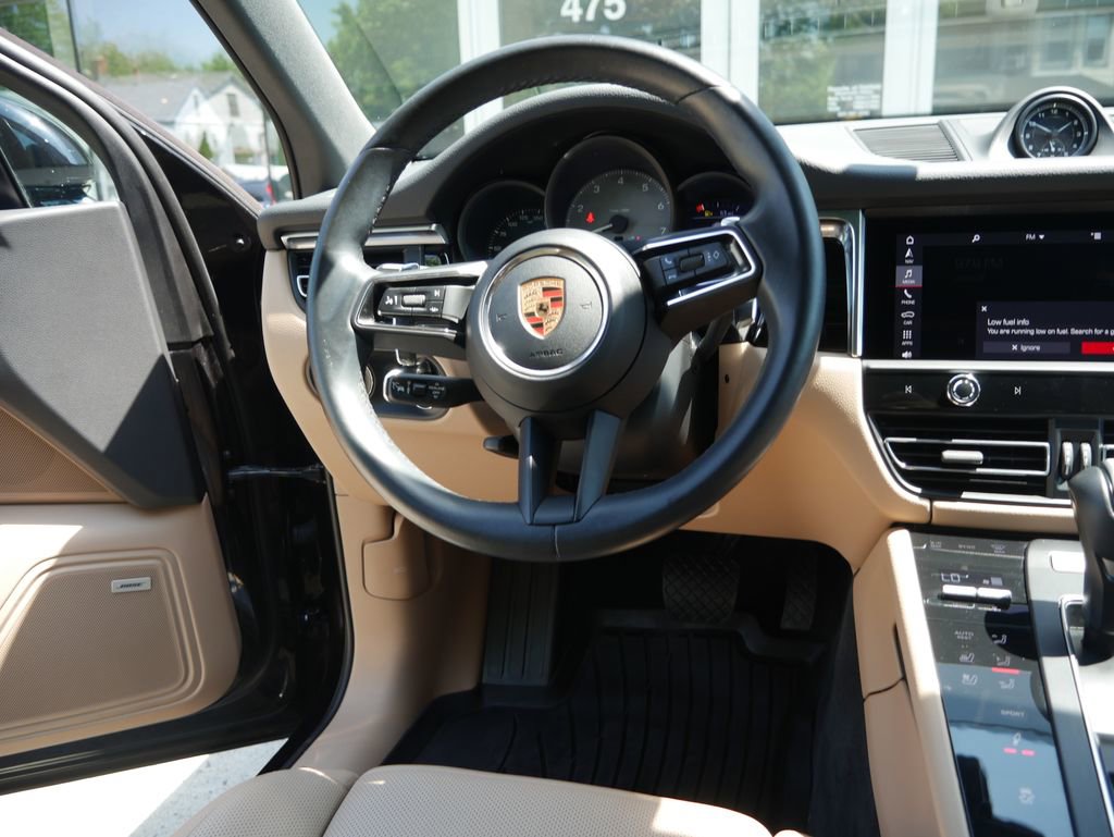 Certified 2023 Porsche Macan S AWD/4WD image 30