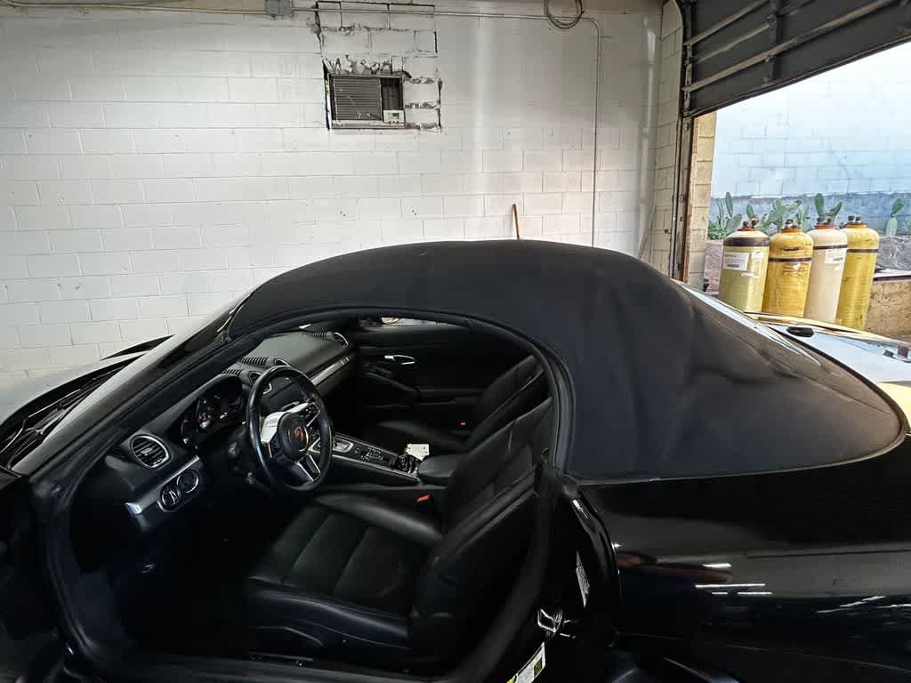 Used 2019 Porsche 718 Boxster RWD image 11