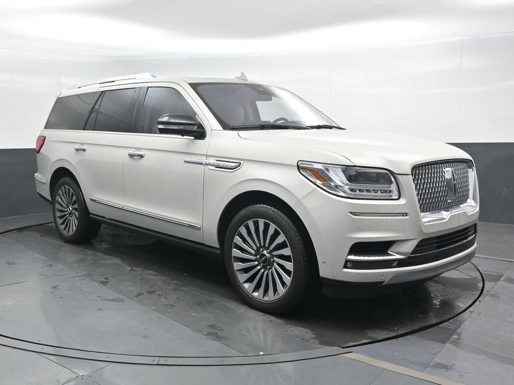 Used 2019 Lincoln Navigator Reserve AWD/4WD image 6