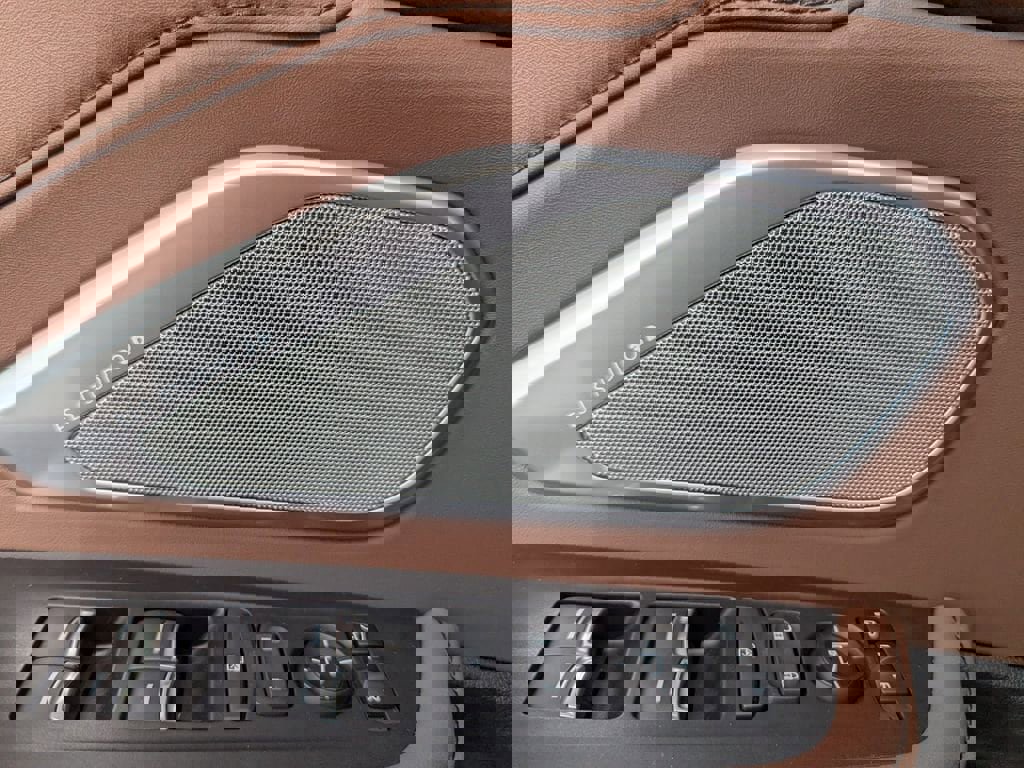 Used 2022 Acura RDX AWD w/ Advance Package image 18