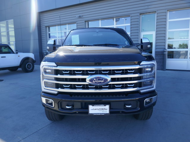 Certified 2024 Ford F350 Platinum w/ Tremor Off-Road Package image 2