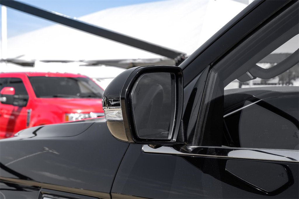 Used 2019 Lincoln Navigator Reserve image 47