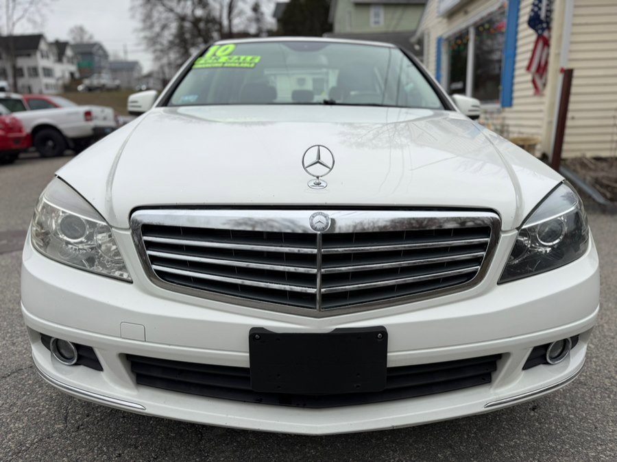 Used 2010 Mercedes-Benz C 300 4MATIC Sedan image 2