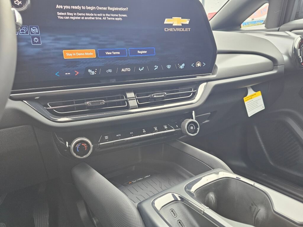 New 2026 Chevrolet Equinox EV RS FWD image 16