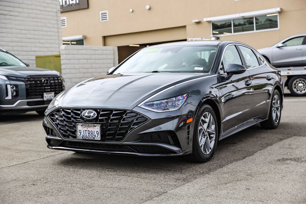 Used 2023 Hyundai Sonata SEL FWD image 3