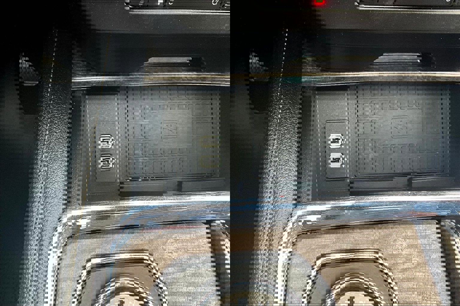 Used 2018 Ford Expedition Max Limited w/ Equipment Group 302A image 17