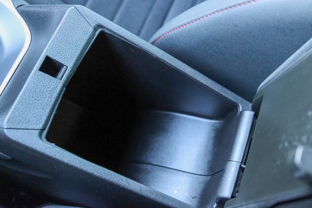 Used 2024 Dodge Hornet R/T w/ R/T Blacktop Package image 21