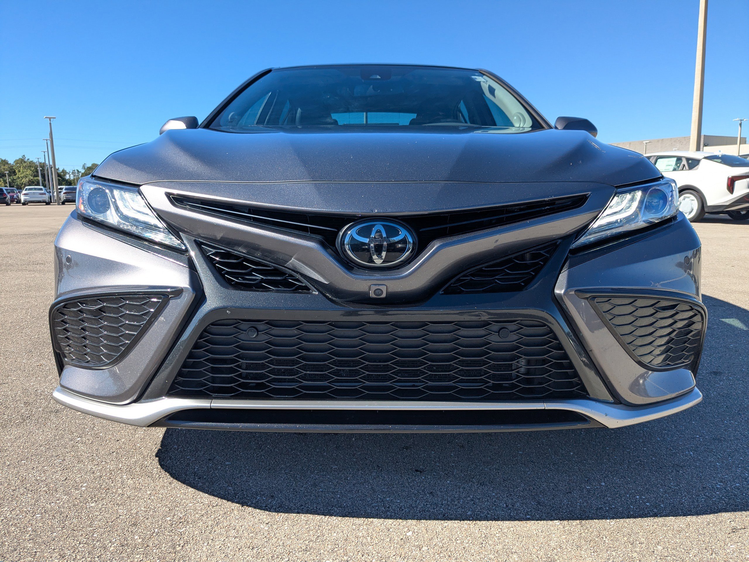 Used 2023 Toyota Camry XSE image 9