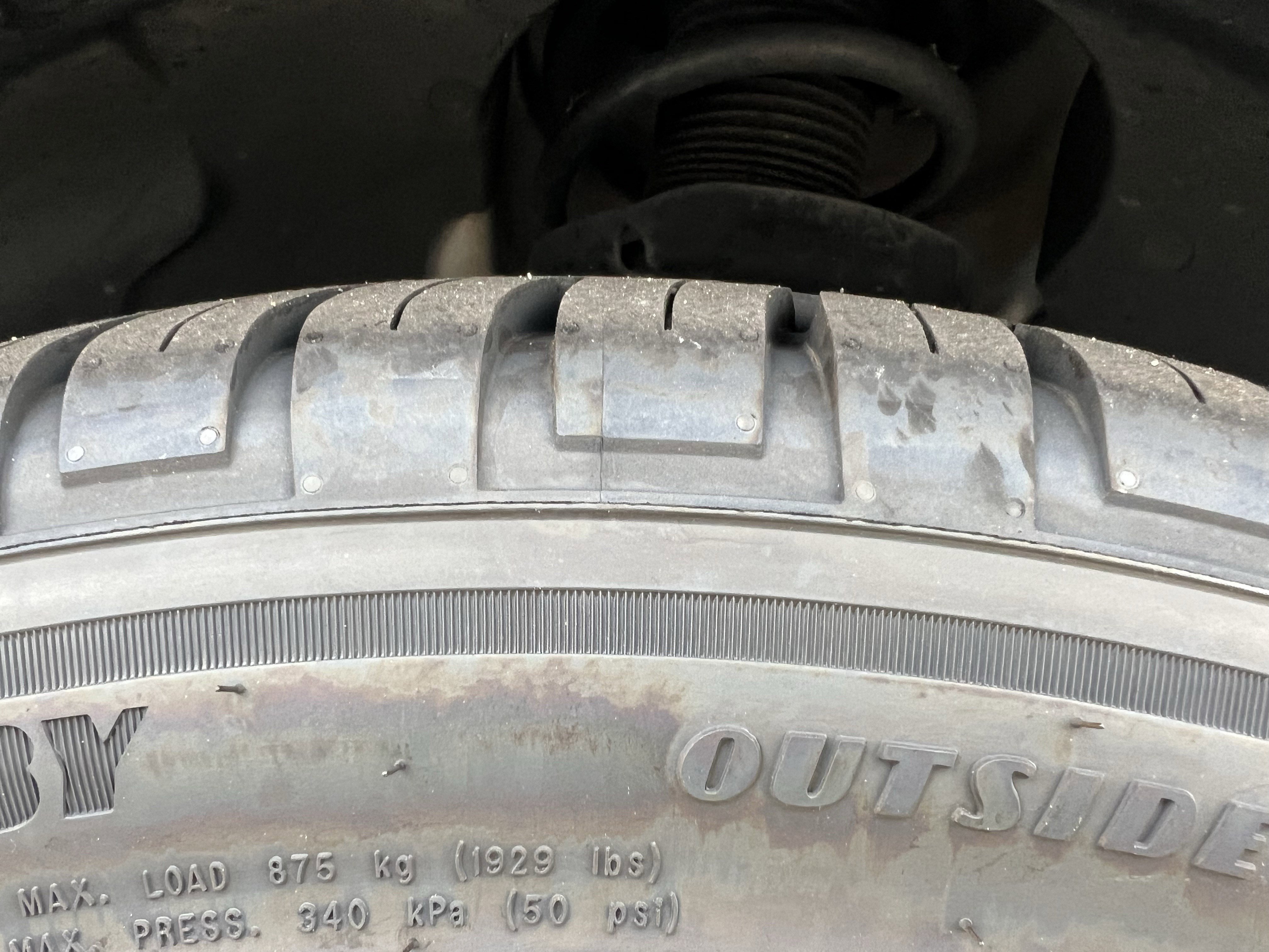 Used 2021 Volvo XC40 T5 R-Design w/ Advanced Package image 12