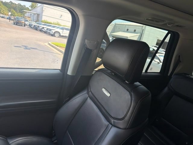 Certified 2025 Ford Expedition Platinum AWD/4WD image 23