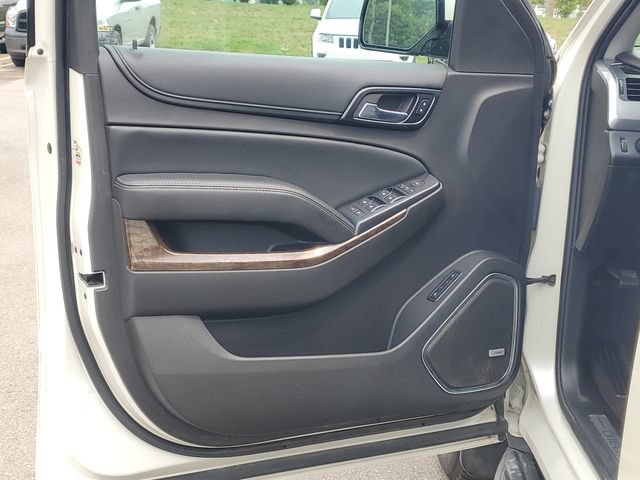 Used 2015 Chevrolet Suburban LT w/ Luxury Package AWD/4WD image 10