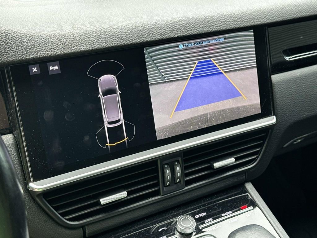 Certified 2019 Porsche Cayenne S AWD/4WD image 27