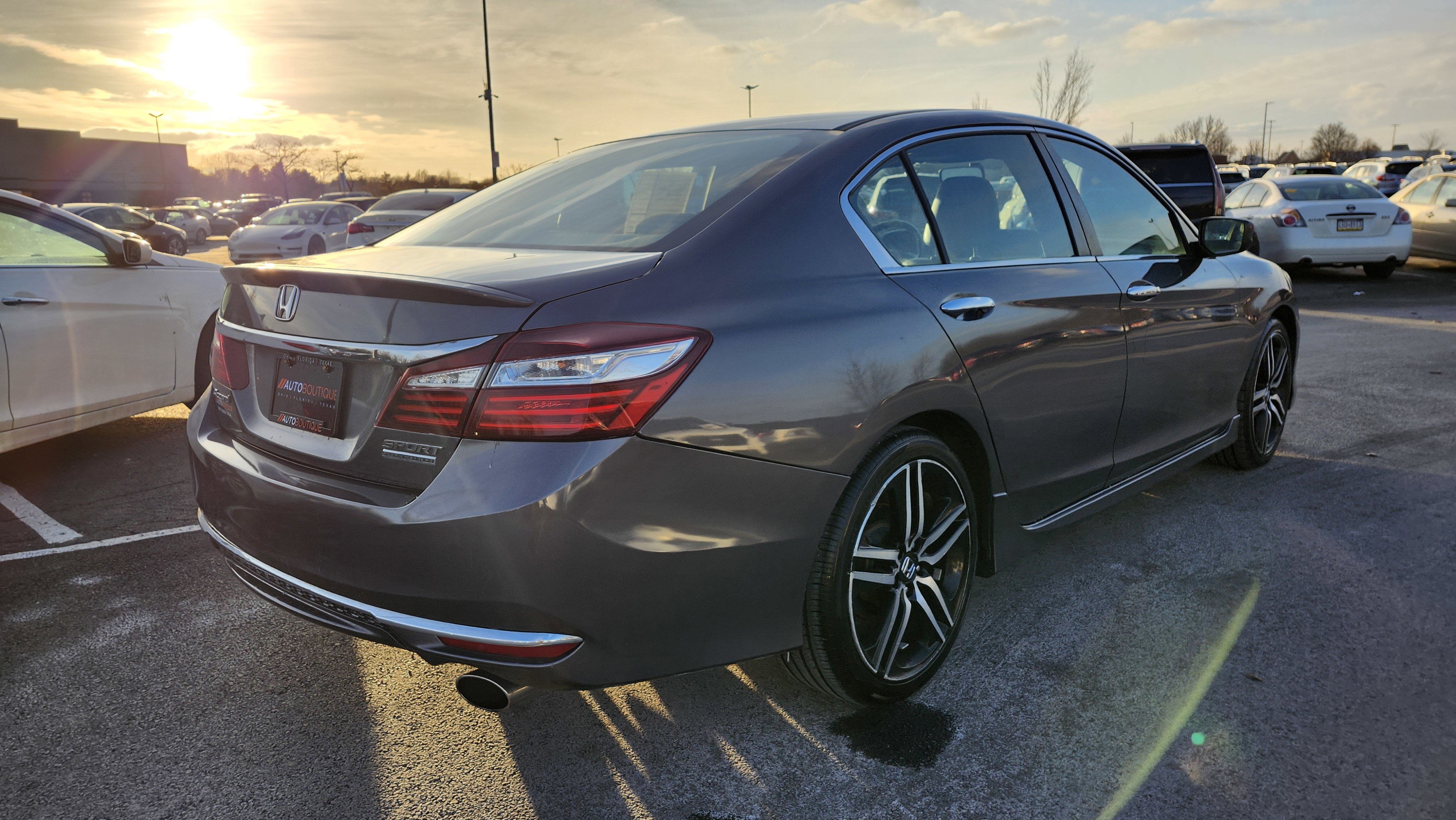 Used 2017 Honda Accord Sport Special Edition image 16