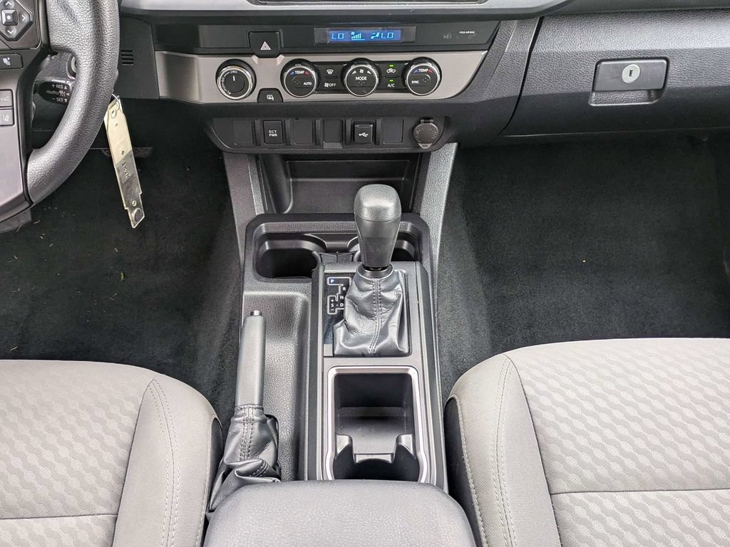 Used 2023 Toyota Tacoma SR AWD/4WD image 19