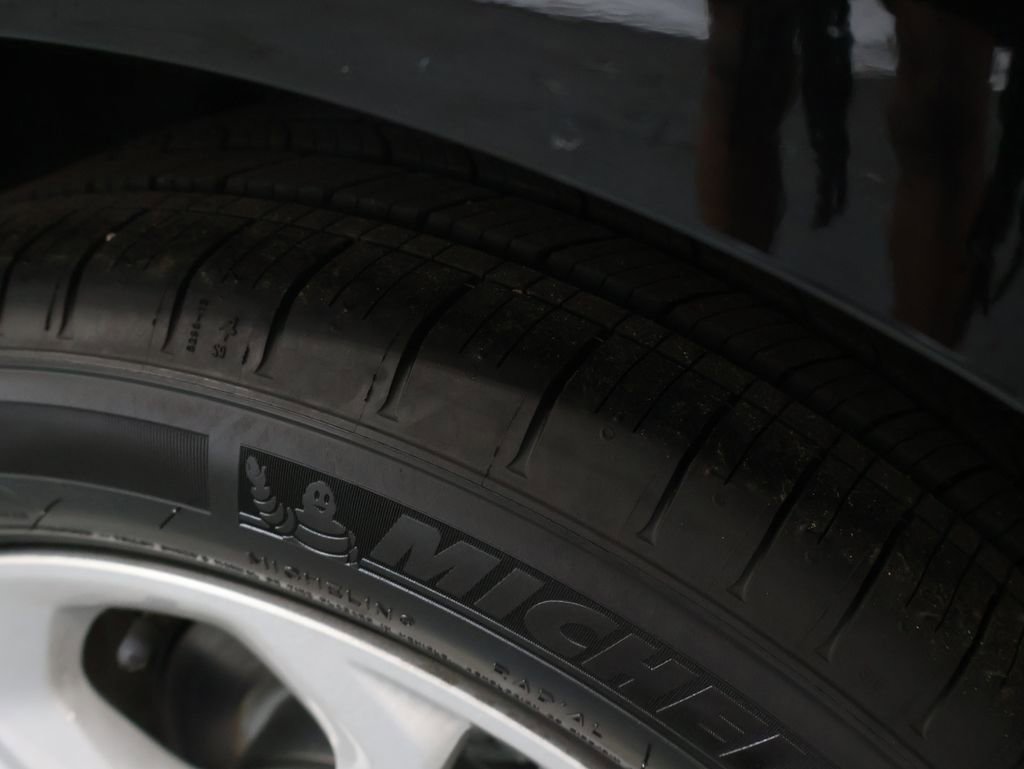 Used 2025 Honda Accord LX image 33