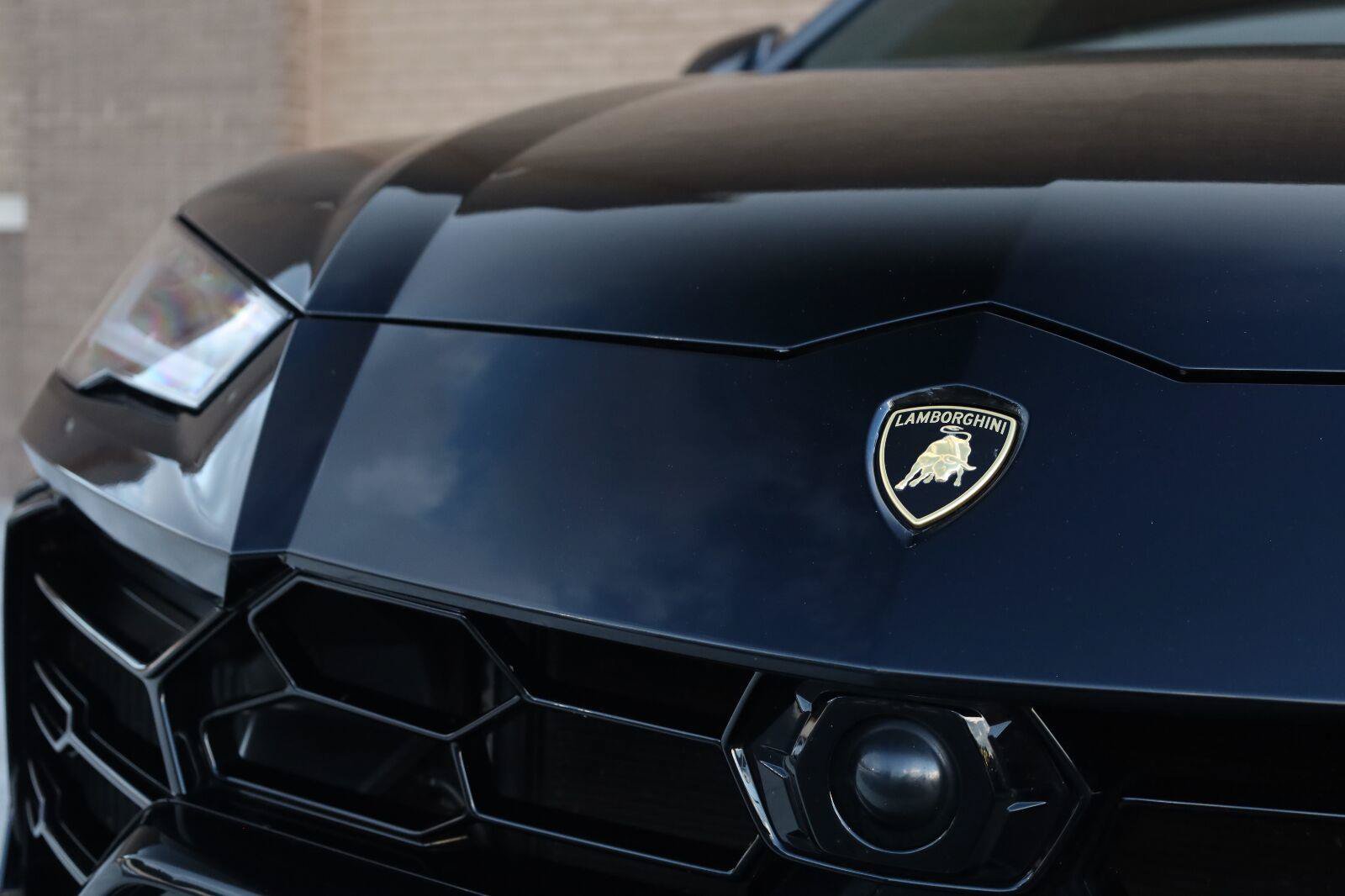 Used 2021 Lamborghini Urus AWD/4WD image 9