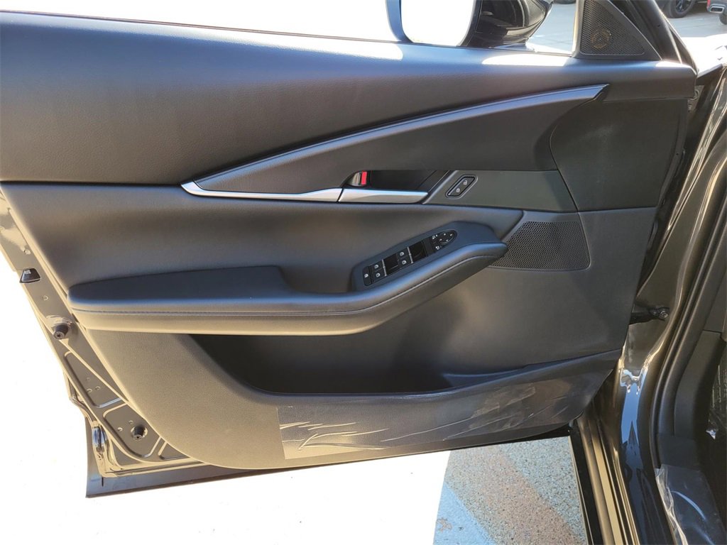 New 2026 MAZDA CX-30 AWD 2.5 S w/ Select Sport Pkg image 16