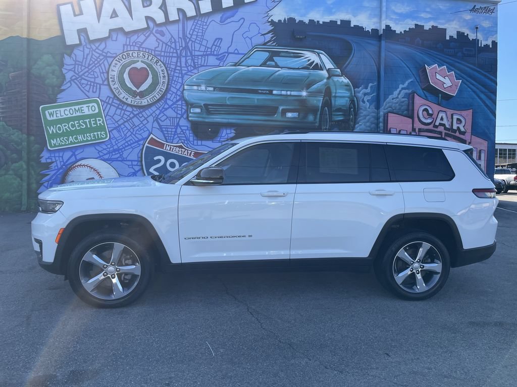 Used 2021 Jeep Grand Cherokee L Limited AWD/4WD image 2