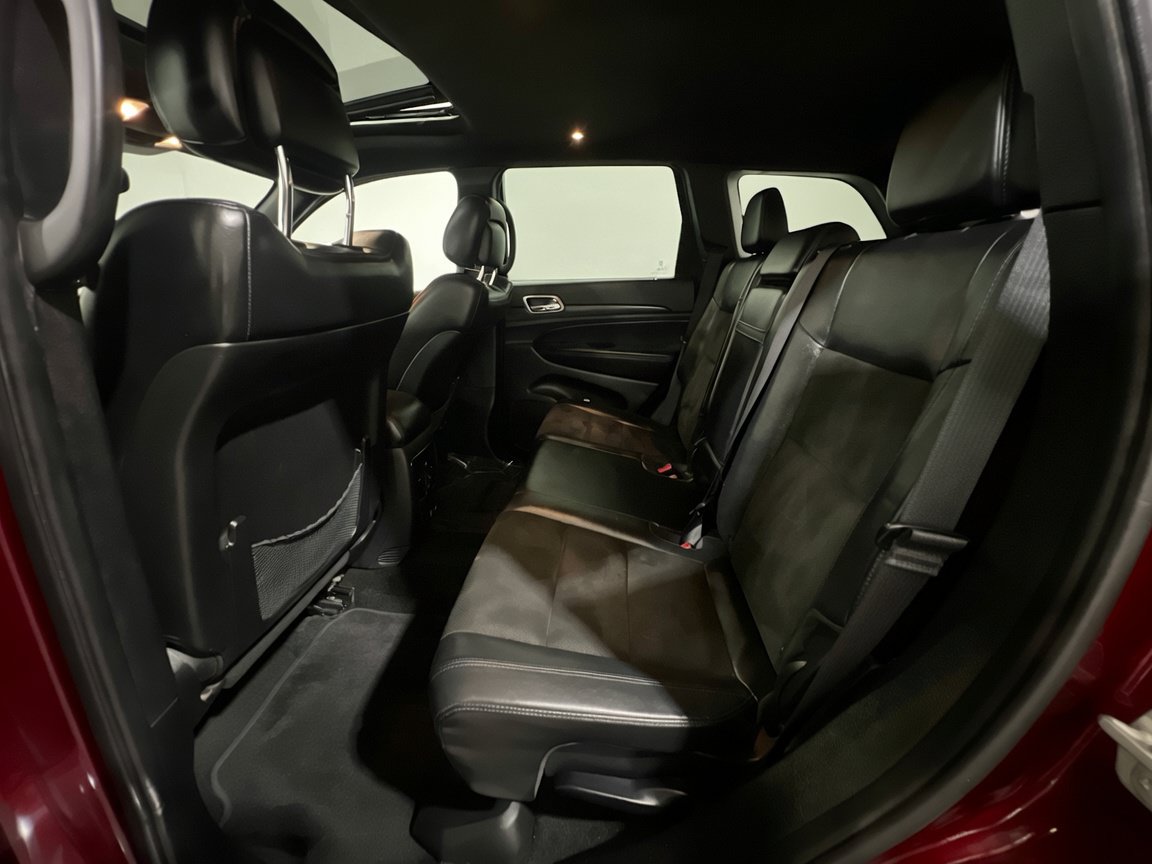 Used 2022 Jeep Grand Cherokee Laredo X RWD image 18
