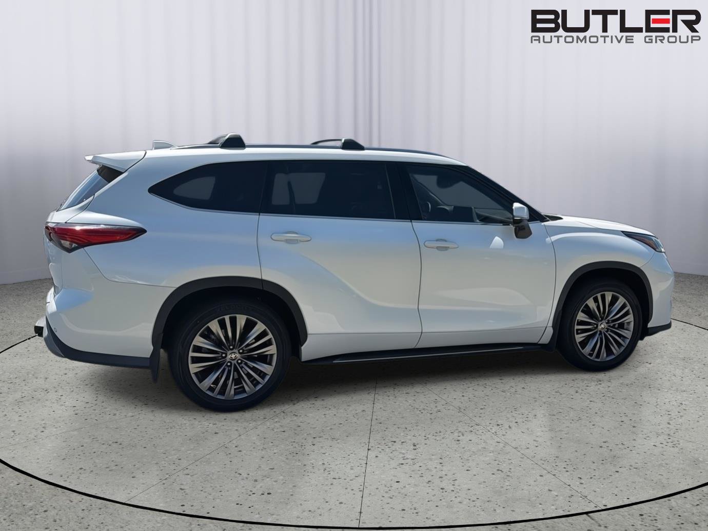 Used 2020 Toyota Highlander Platinum AWD/4WD image 7