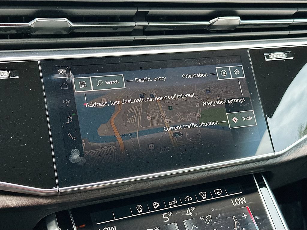 Used 2020 Audi Q8 Prestige AWD/4WD image 16