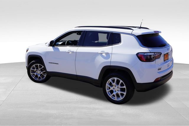 Certified 2023 Jeep Compass Latitude AWD/4WD image 8