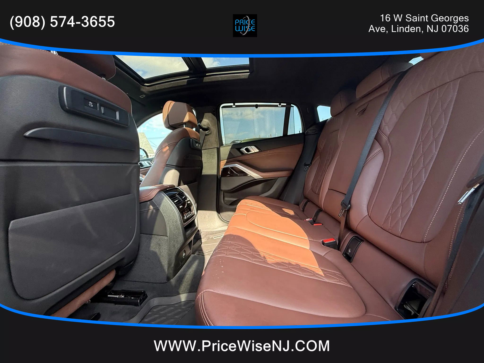 Used 2021 BMW X6 M50i w/ Executive Package image 26