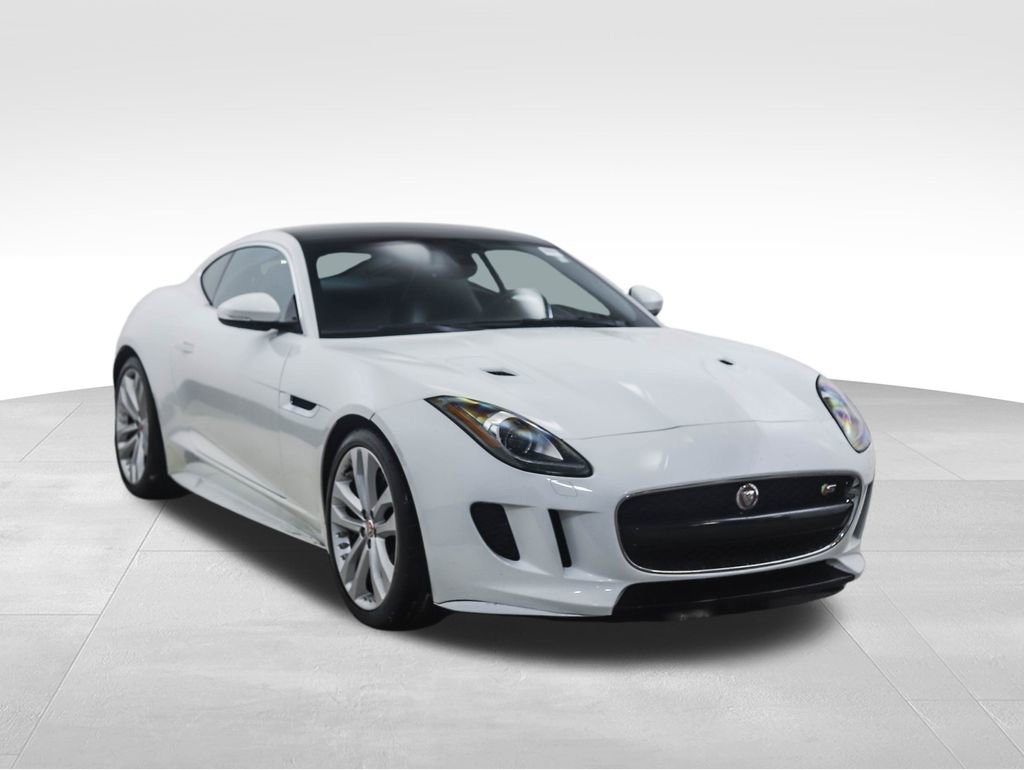 Used 2016 Jaguar F-TYPE S image 7