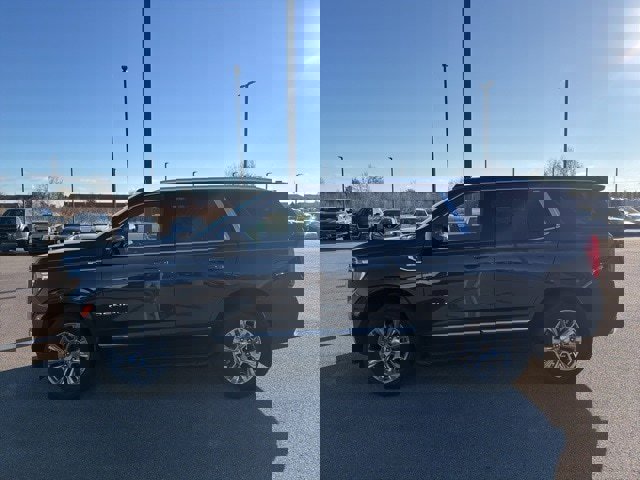 Used 2023 GMC Yukon Denali image 3